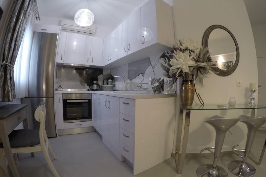Polychrono New 2 Bedroom Apt. Just By The Sea! ภายนอก รูปภาพ